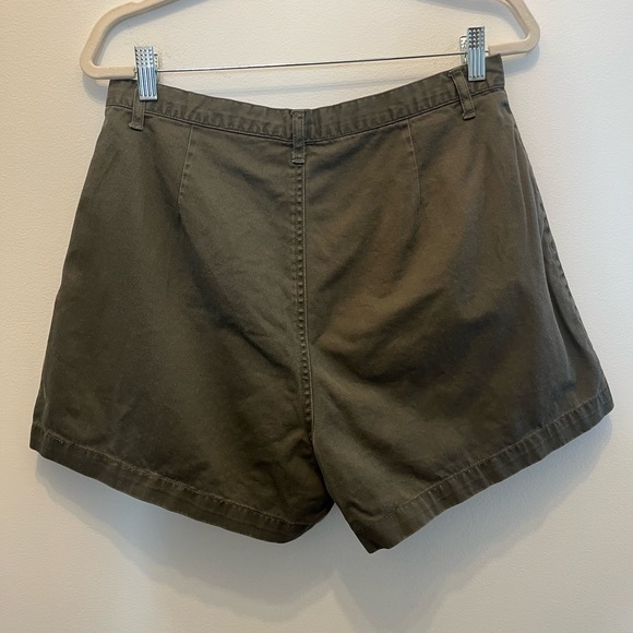 COPY - Vintage shorts by Easy Wear olive green size 13. - Picture 2 of 4